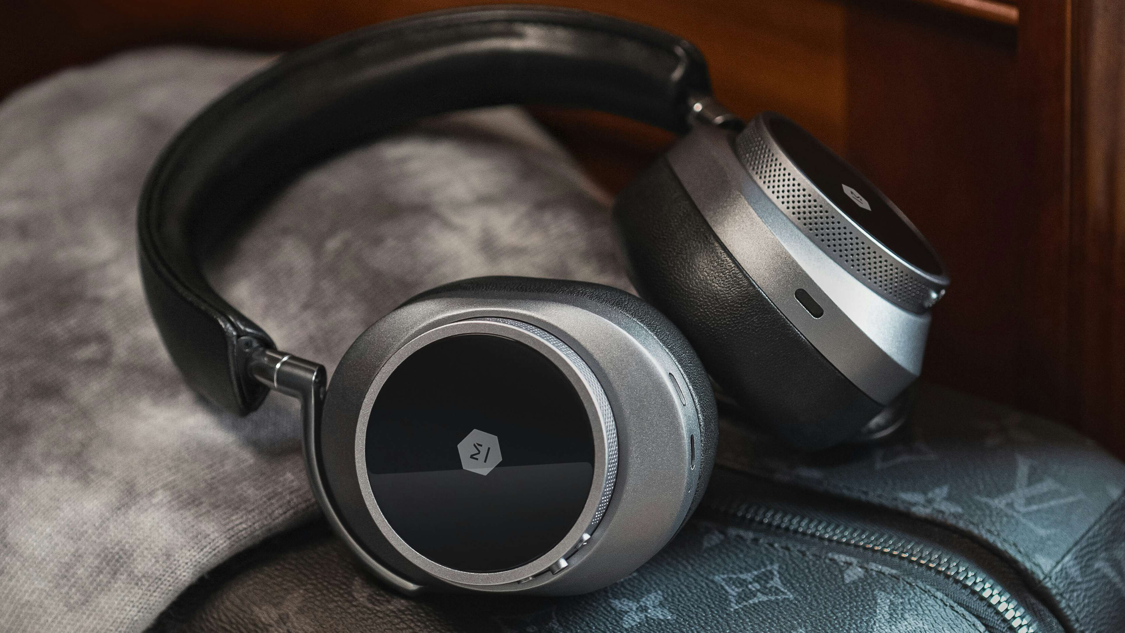 Master & Dynamic headphones black leather