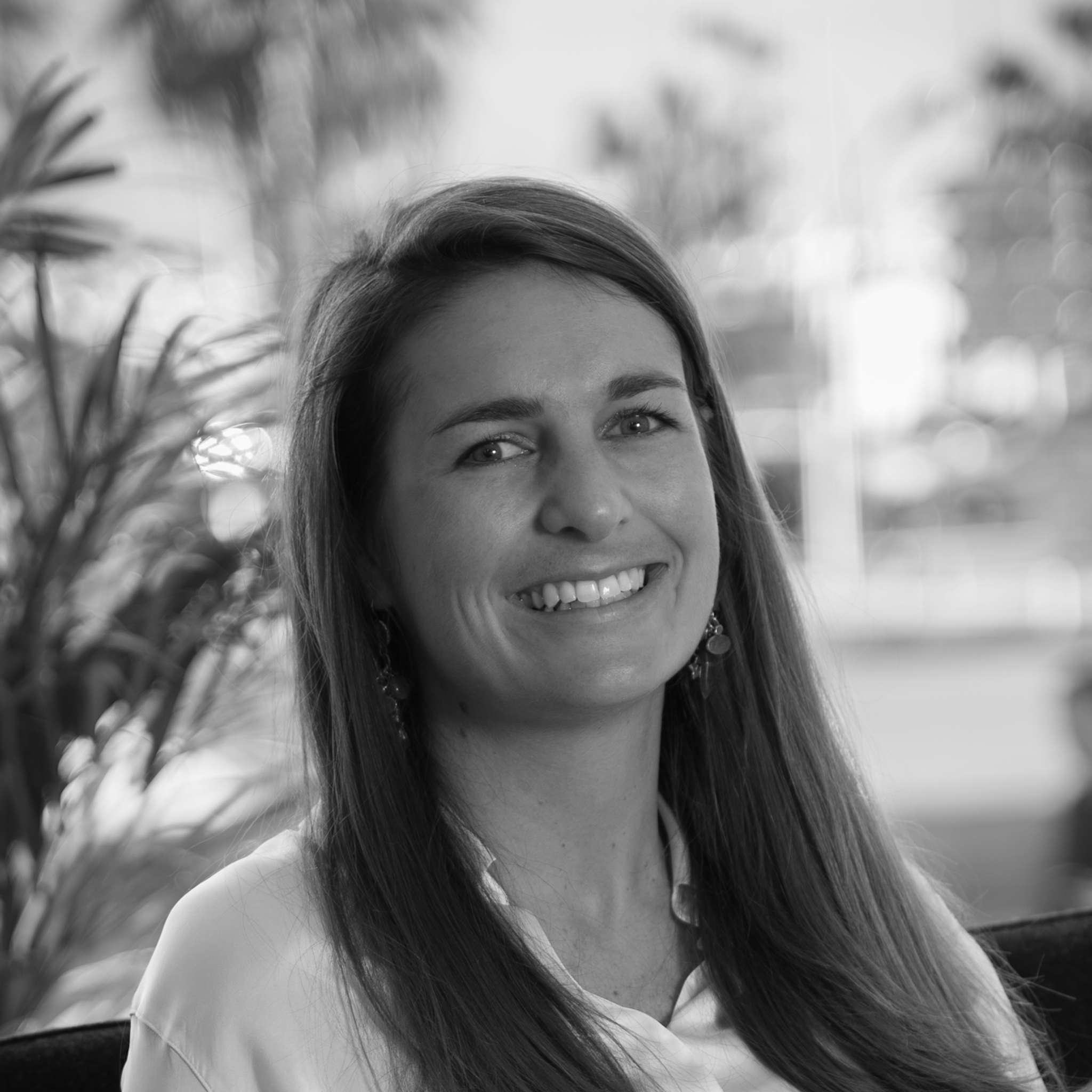 Natalya de Raigniac, Charter Retail - Antibes N&J