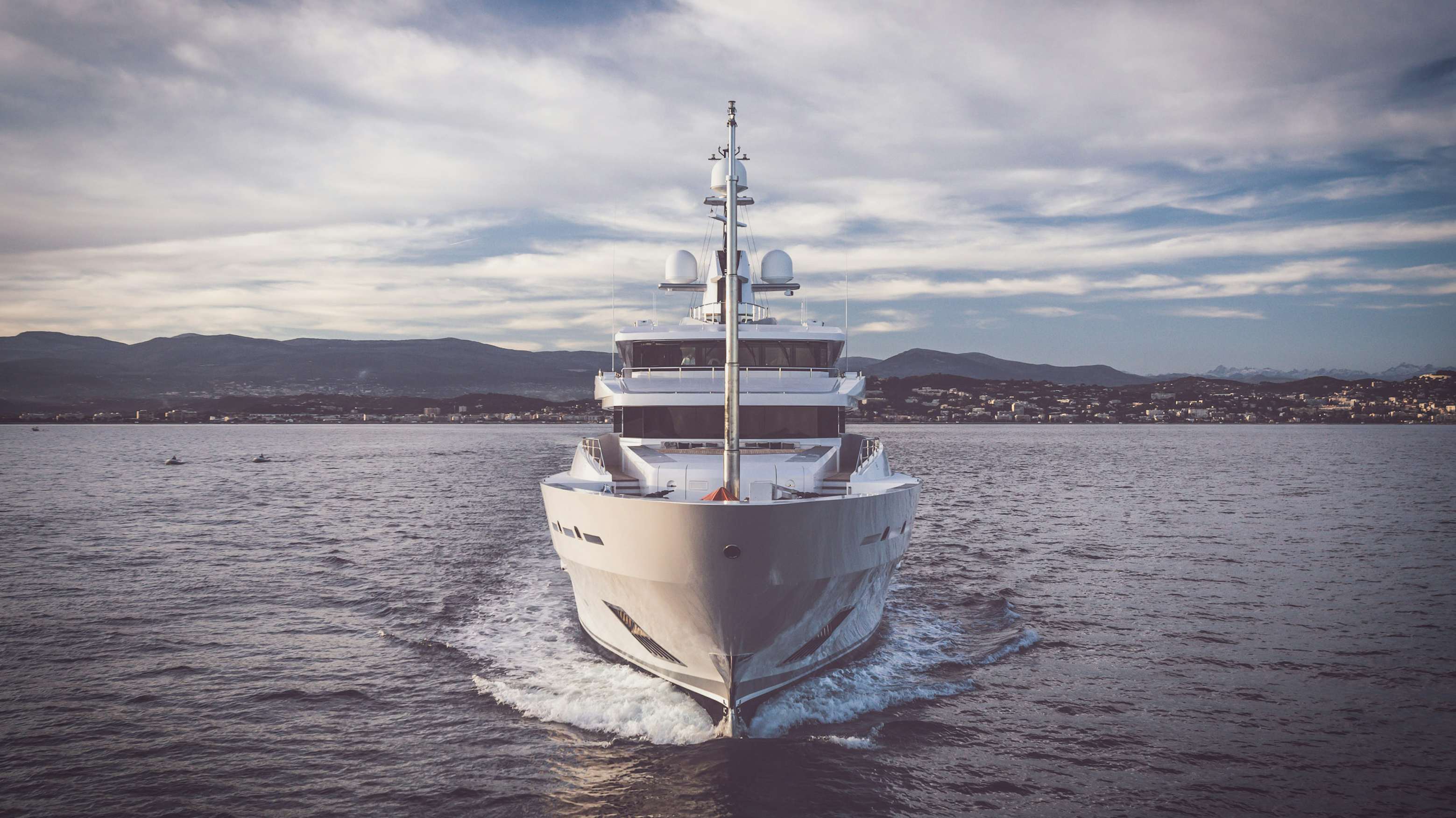 Superyacht cruising in the direction of the camera | Yacht for sale | N&J